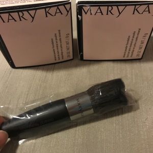 Mary Kay Mineral Powder Brush